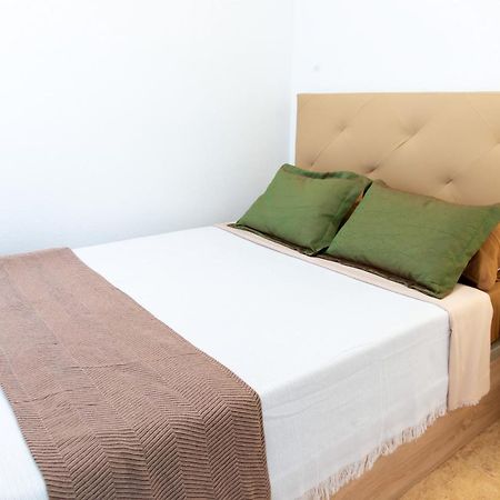 Holiday Suite Caballero De Rodas 92 Torrevieja Eksteriør billede